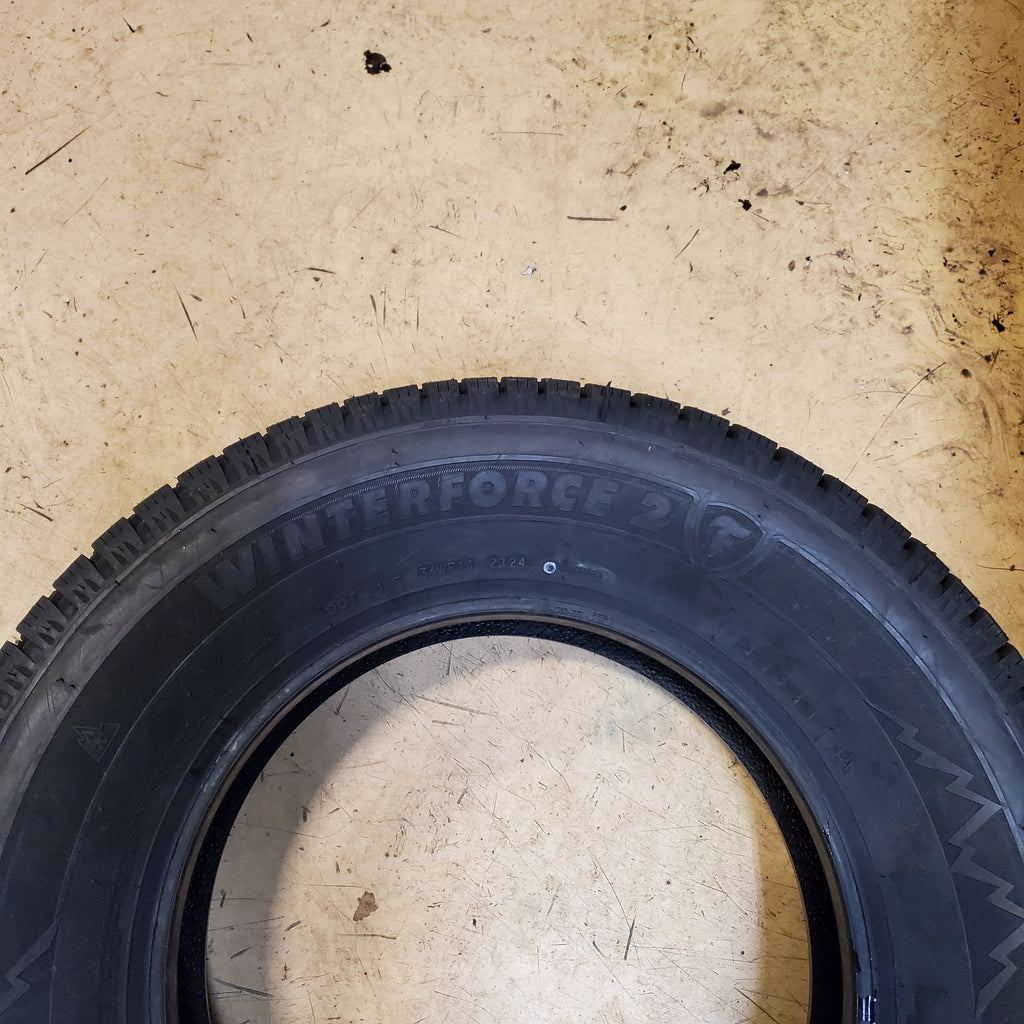 FIRESTONE WINTERFORCE 2 BSW P 215 70 15 98S WINTER TIRE 149048