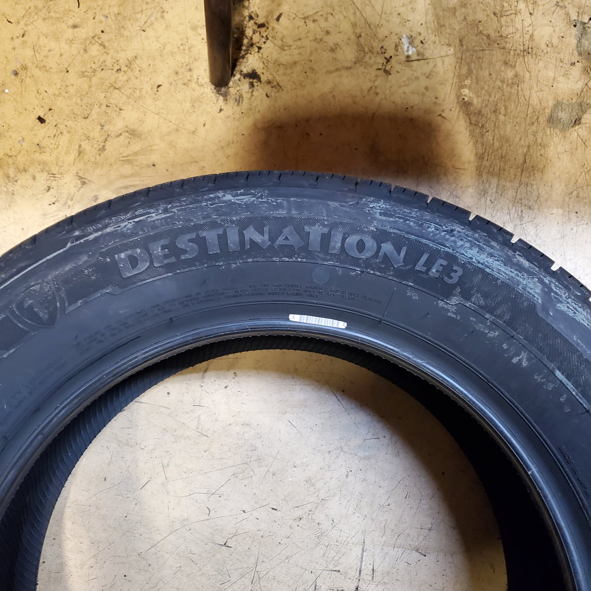 2 FIRESTONE DESTINATION LE3 BSW P 235 60 17 102H ALL SEASON TIRE 005366