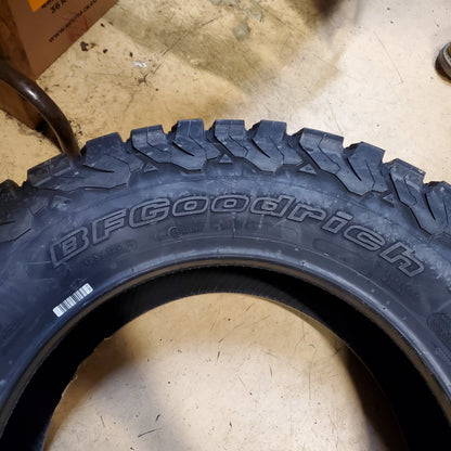 BFGOODRICH ALL-TERRAIN T/A KO2 RWL LT 275 65 18 123/120R 10 PLY TIRE 19463