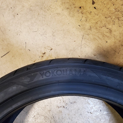 YOKOHAMA ADVAN FLEVA V701 BSW P 215 40 17 87W UHP TIRE 110170143
