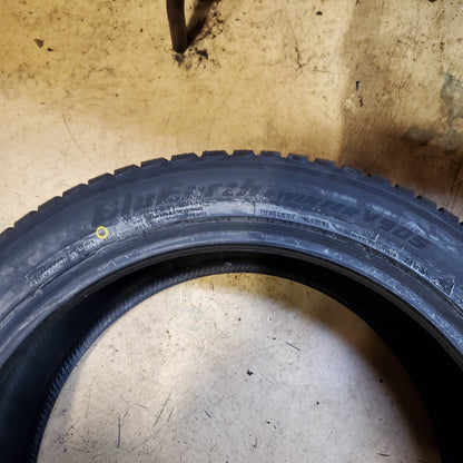 YOKOHAMA BLUEARTH WINTER V905 BSW P 255 45 20 105V WINTER TIRE 110190653