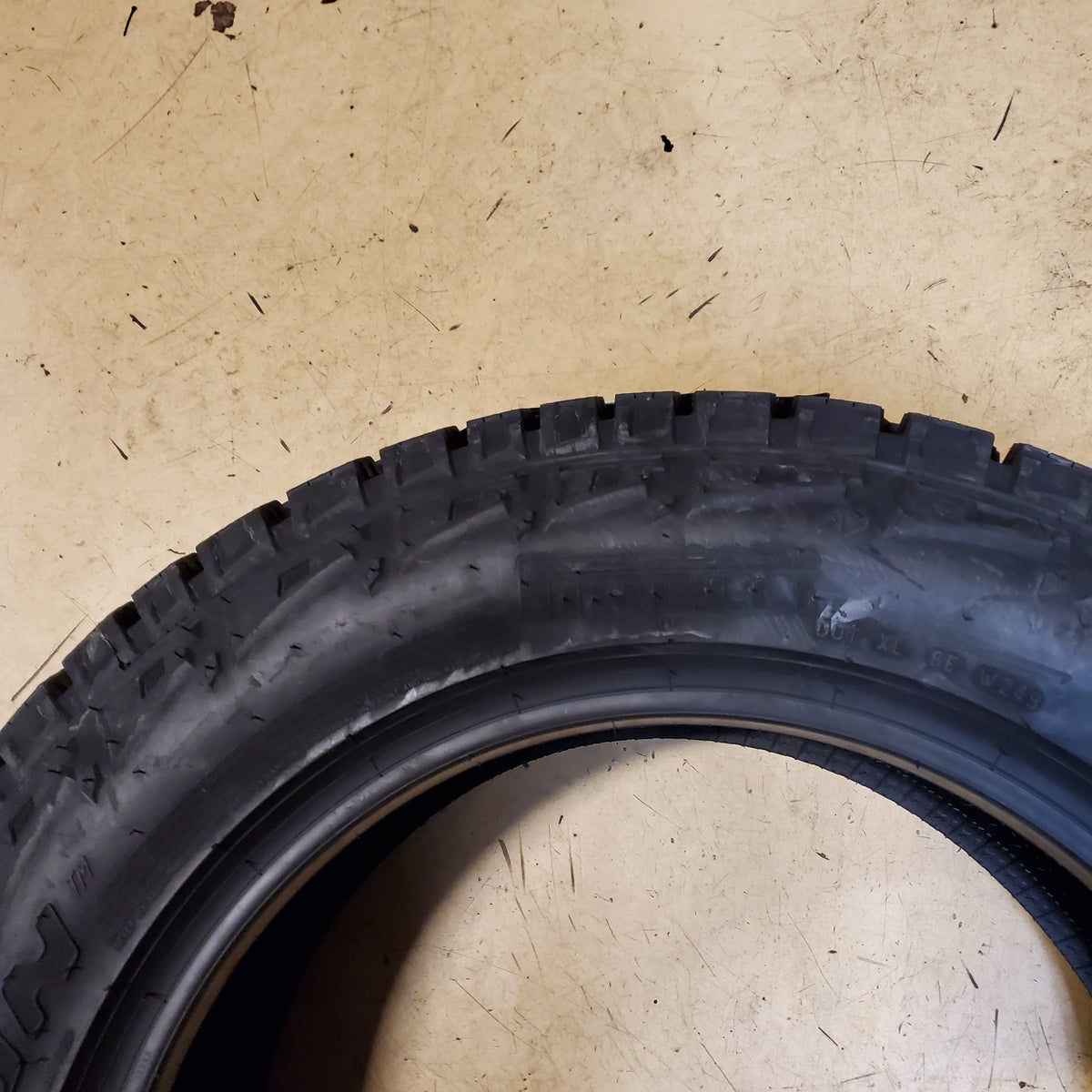 PIRELLI SCORPION ALL TERRAIN PLUS BSW P 225 65 17 102H TIRE 2724900