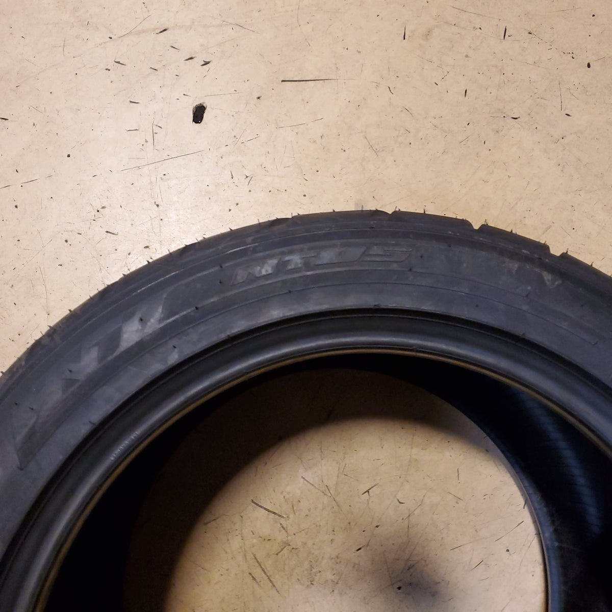 NITTO NT05 BSW P 315 35 17 102W PERFORMANCE TIRE  207000