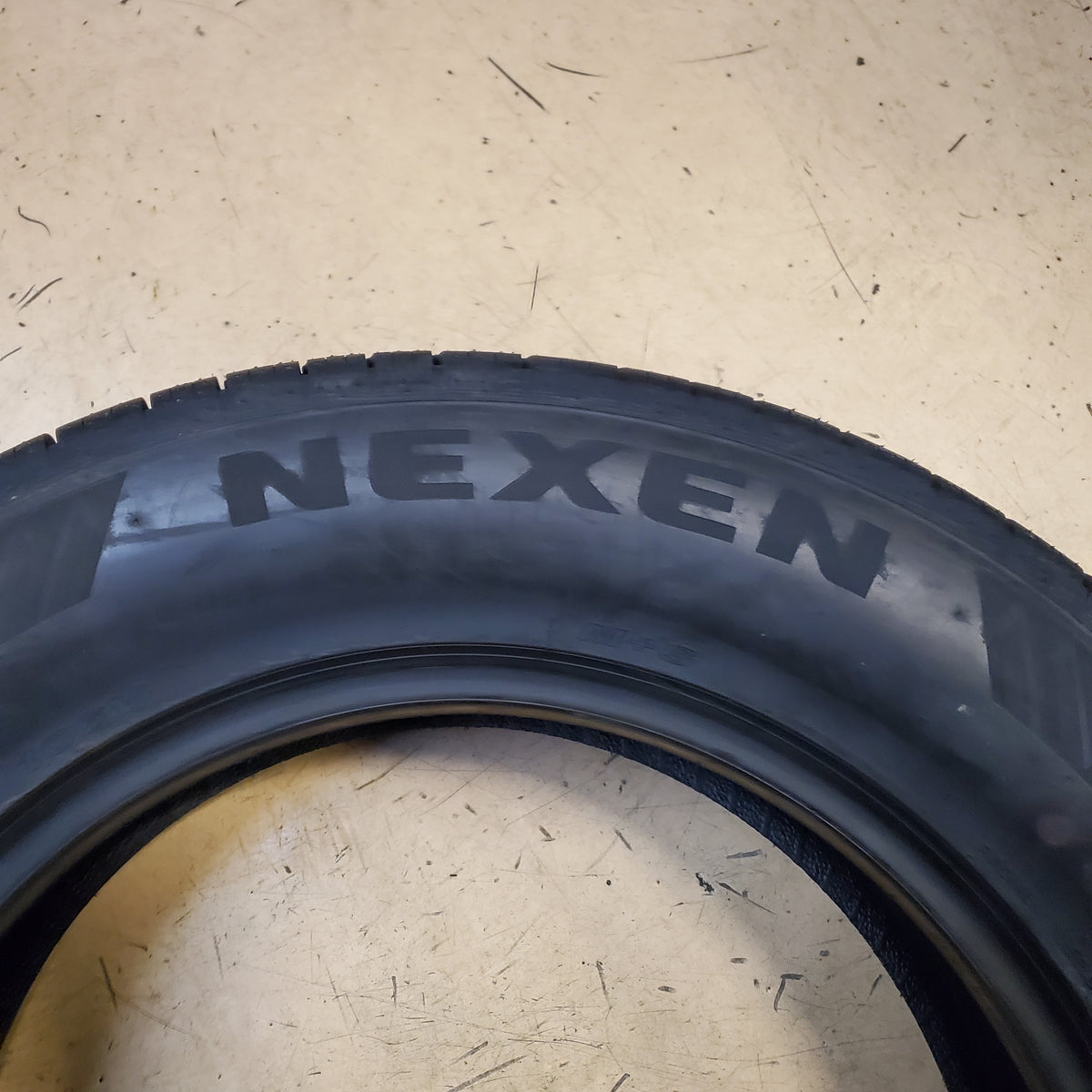 NEXEN N5000 PLATINUM BSW P 235 65 18 106V ALL SEASON 18152NXK
