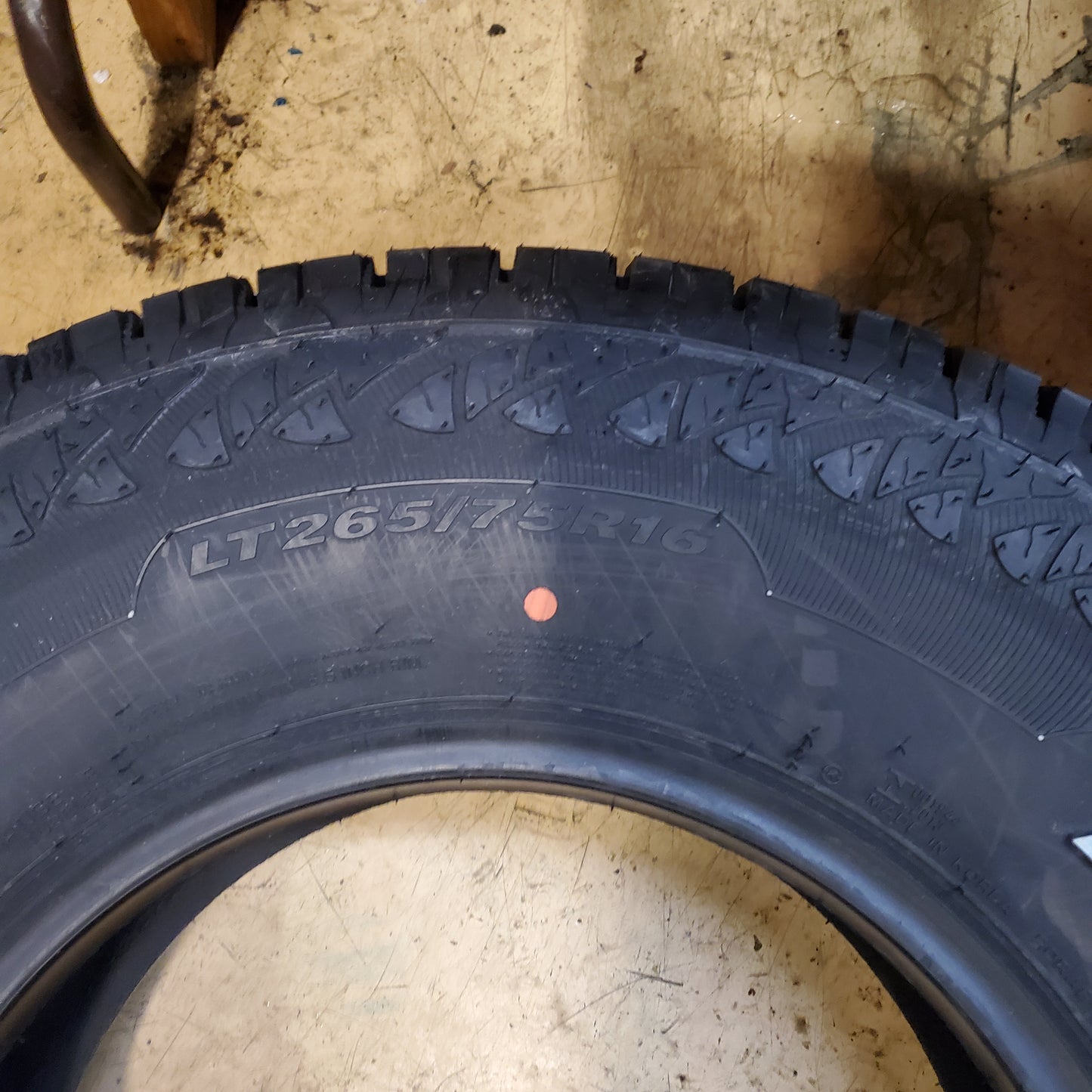 NEXEN ROADIAN AT PRO RA8 OWL LT 265 75 16 123/120R 10PLY TIRE 12738NXK