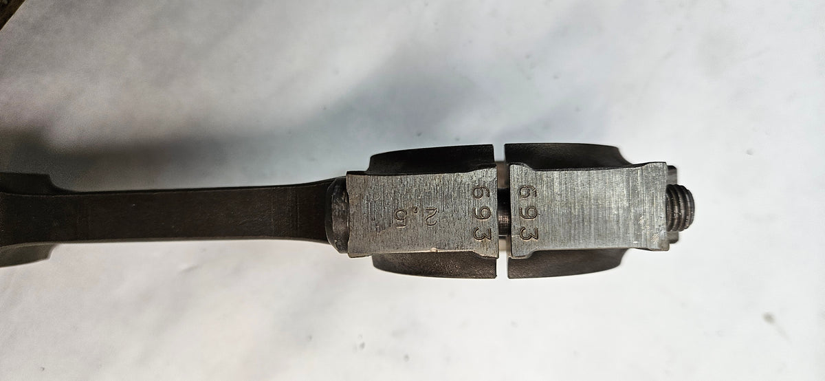 PORSCHE 944 928 S4 1983-1991 OEM PISTON CONNECTING ROD 944.103.110.0RARST