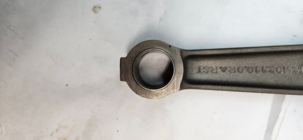 PORSCHE 944 928 S4 1983-1991 OEM PISTON CONNECTING ROD 944.103.110.0RARST