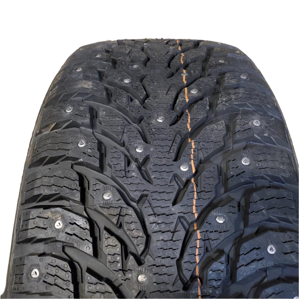 NOS NOKIAN HAKKAPELIITTA 9 SUV STUDDED BSW P 265 45 20 108T XL TS32268