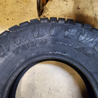 TOYO OPEN COUNTRY A/T III BSW LT 35 11.5 17 118Q LRC 6 PLY ALL TERRAIN TIRE 355920