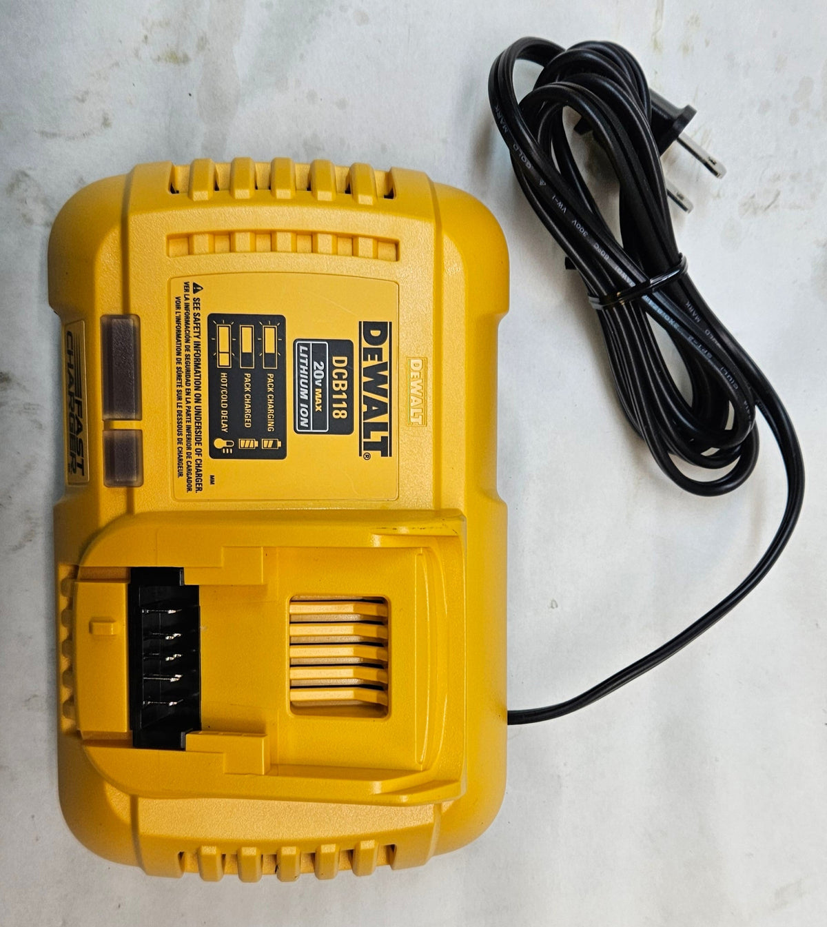 DEWALT 60V MAX CHIPPING HAMMER KIT 22 LB. CORDLESS SDS MAX DCH892X1