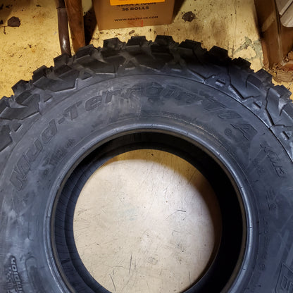 BFGOODRICH MUD TERRAIN T/A KM3 BSW LT 33 12.50 15 108Q 6PLY MUD TIRE 28830