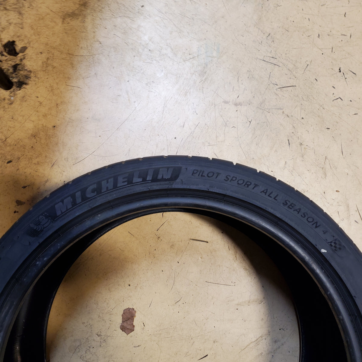 MICHELIN PILOT SPORT ALL SEASON 4 BSW P 225 40 19 92Y XL TIRE 27467