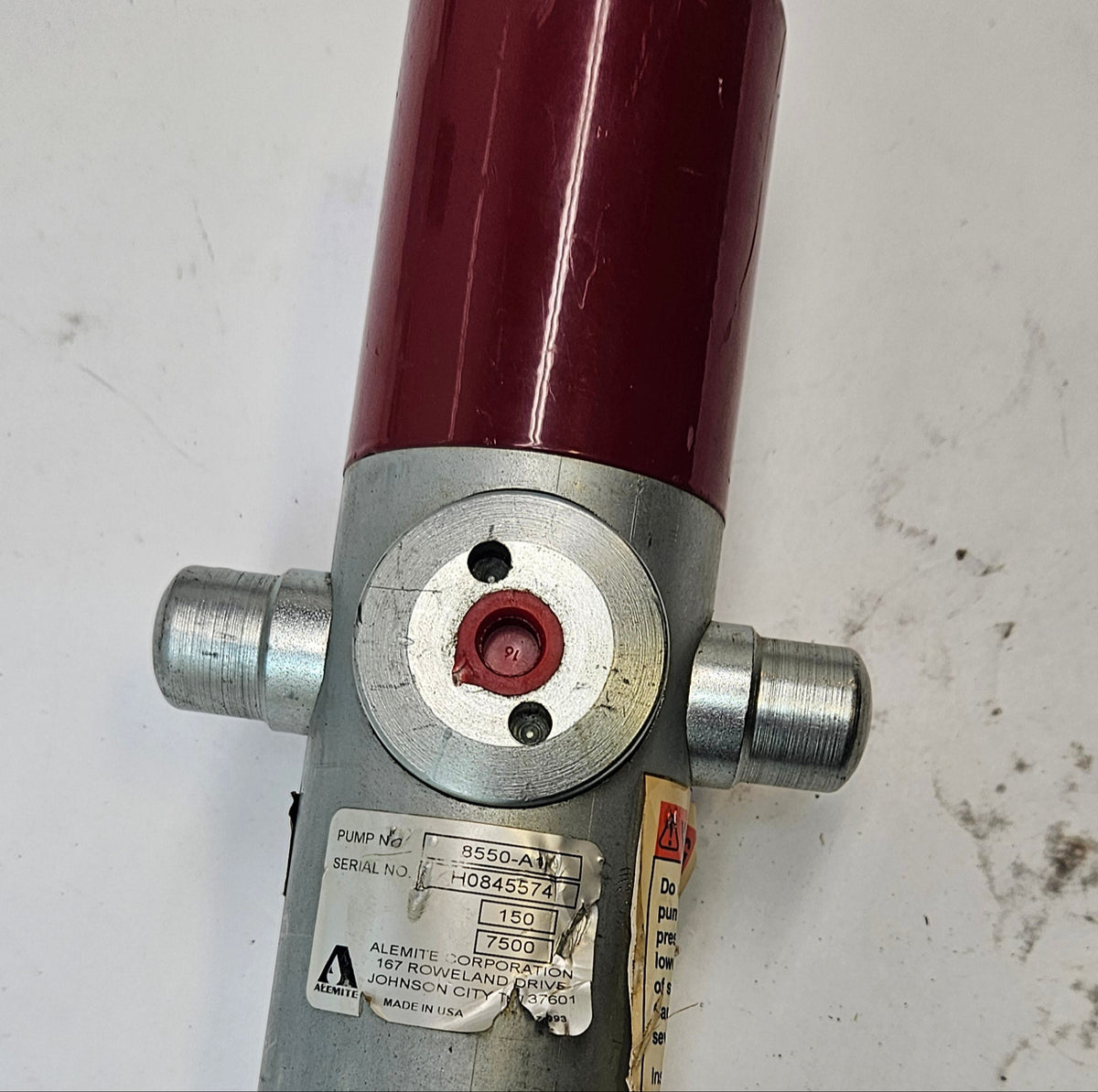 ALEMITE HIGH-PRESSURE STRIPPED PUMP WITH 50:1 RATIO AND 120 LBS/50 KG CONTAINER SIZE - 331380-A5