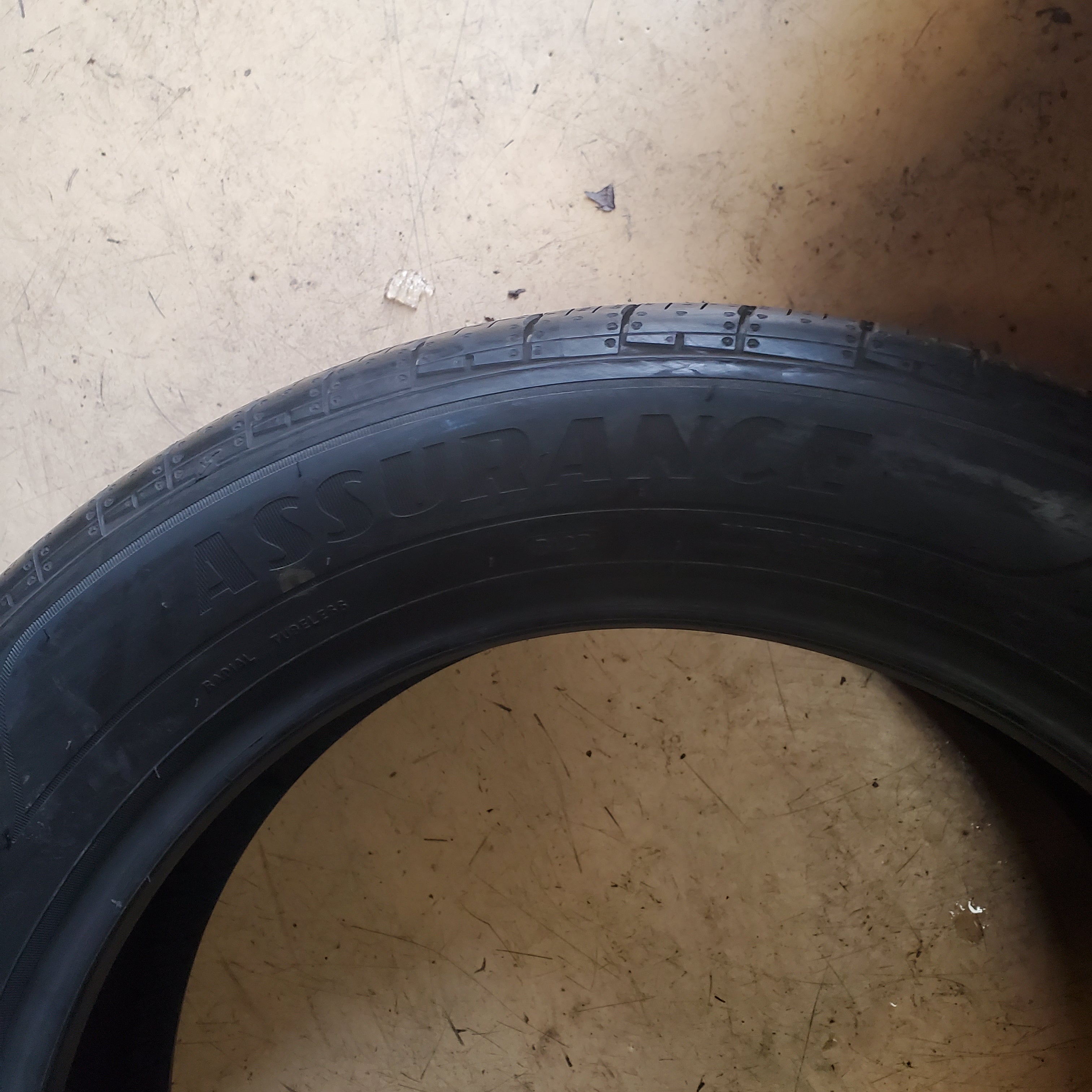 GOODYEAR ASSURANCE FINESSE BSW P 235 55 19 101H ALL SEASON TIRE 681019630