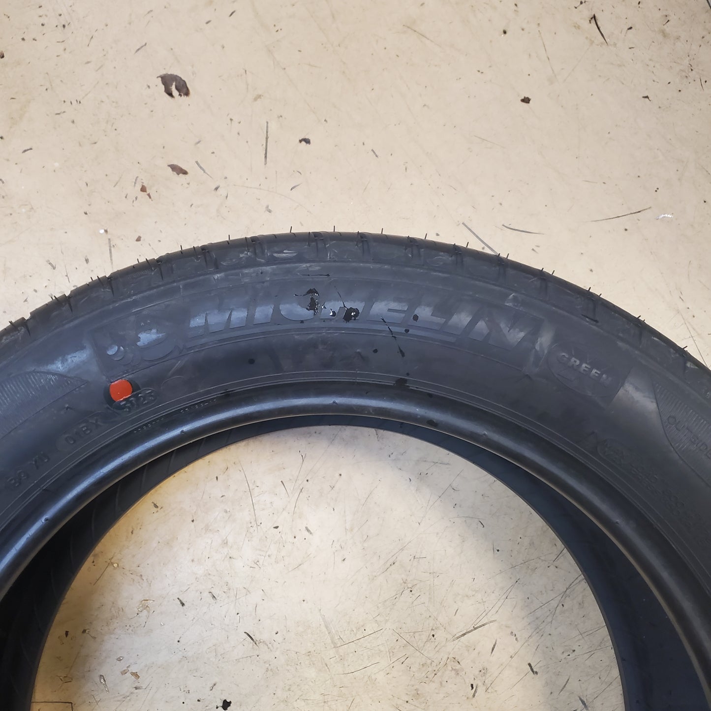 MICHELIN PRIMACY MXM4 BSW P 245 50 18 100W ALL SEASON TIRE 05011