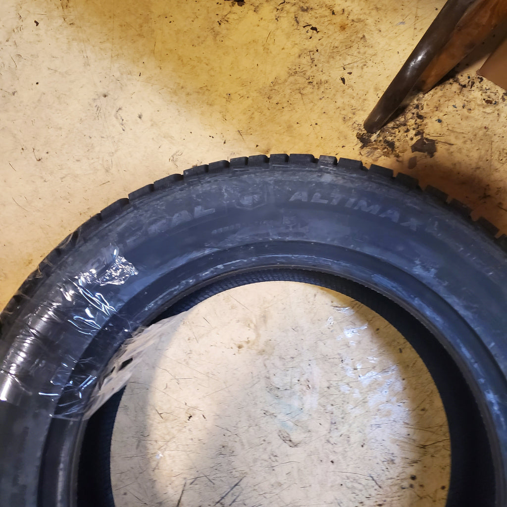 2 GENERAL ALTIMAX ARCTIC 12 BSW P 225 60 17 103T XL WINTER TIRE 1550282
