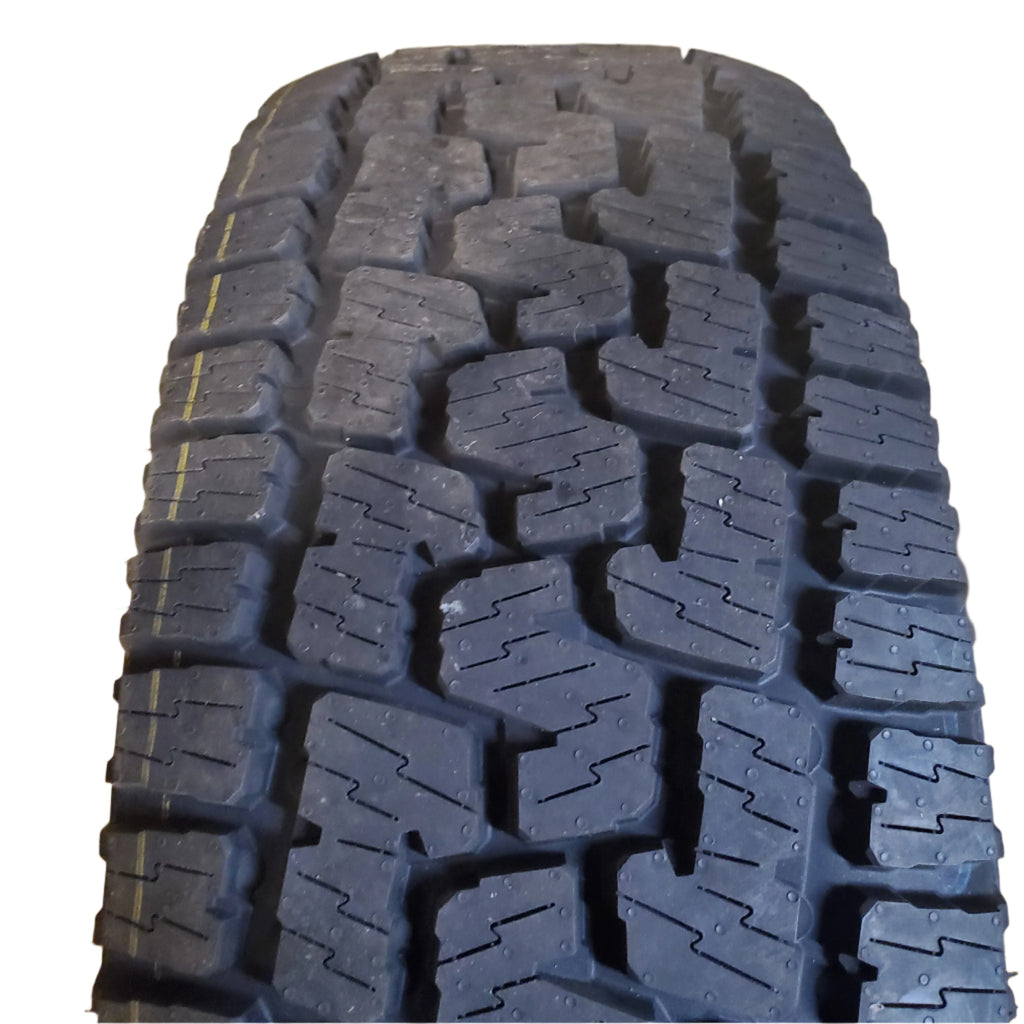 4 PIRELLI SCORPION ALL TERRAIN PLUS OWL P 275 65 18 116T TIRE 2722700