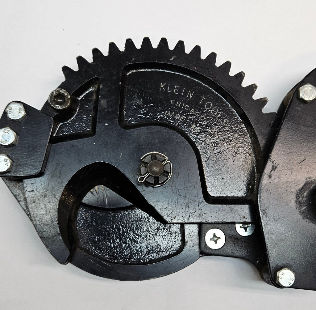 KLEIN TOOLS 63700 HEAVY DUTY RATCHETING CABLE CUTTER, CUTS STEEL AND ACSR, 36" LONG (ITEM A)