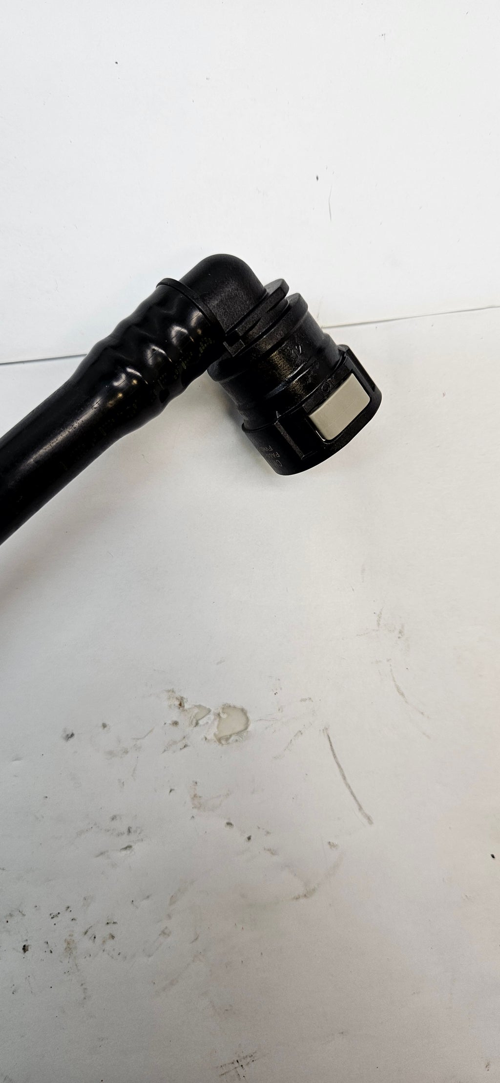 FUEL TANK VENT VALVE - PORSCHE (997-201-253-04) 2005-2012 PORSCHE - 99720125304