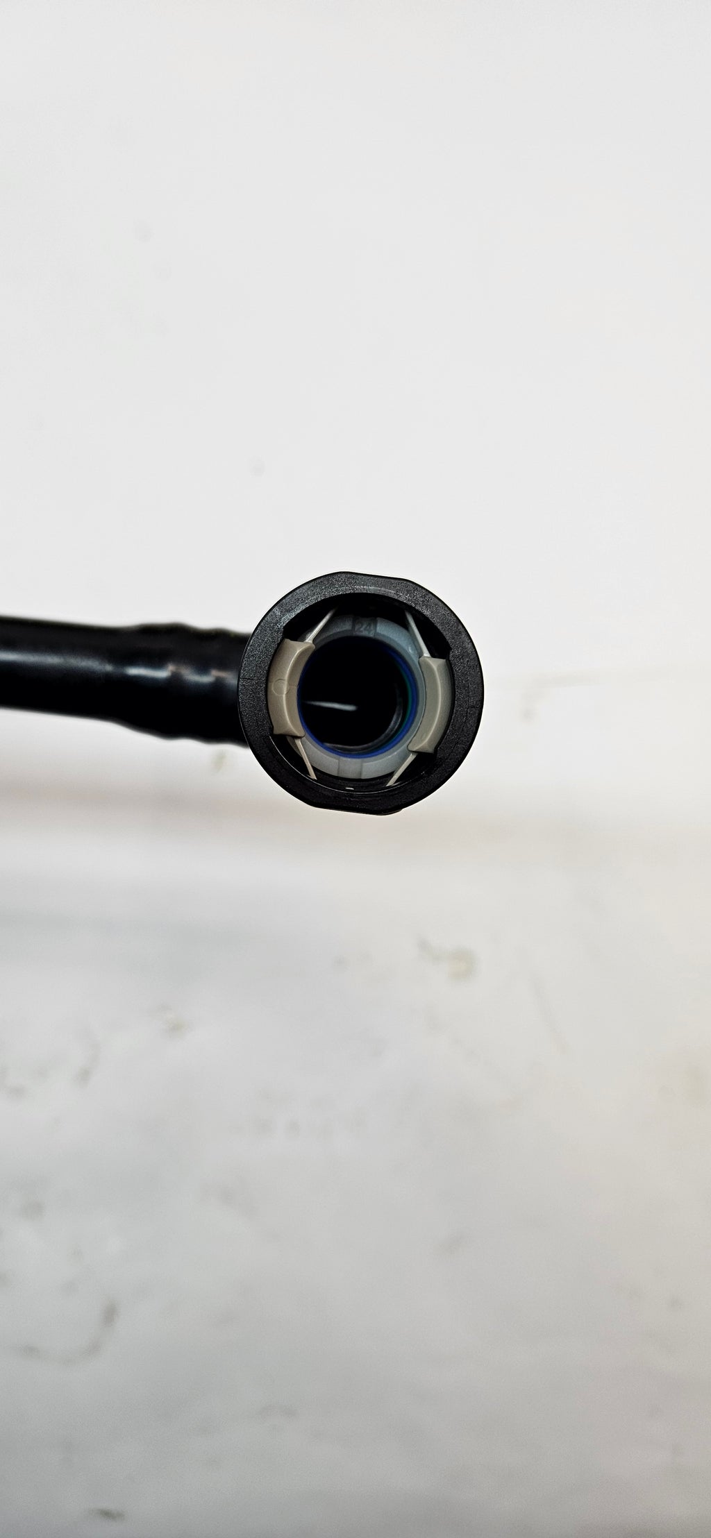 FUEL TANK VENT VALVE - PORSCHE (997-201-253-04) 2005-2012 PORSCHE - 99720125304