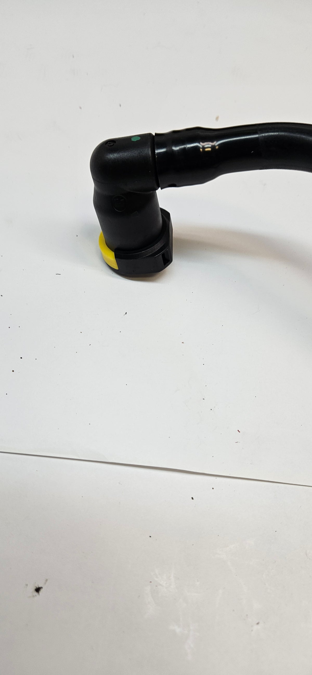 FUEL TANK VENT VALVE - PORSCHE (997-201-253-04) 2005-2012 PORSCHE - 99720125304