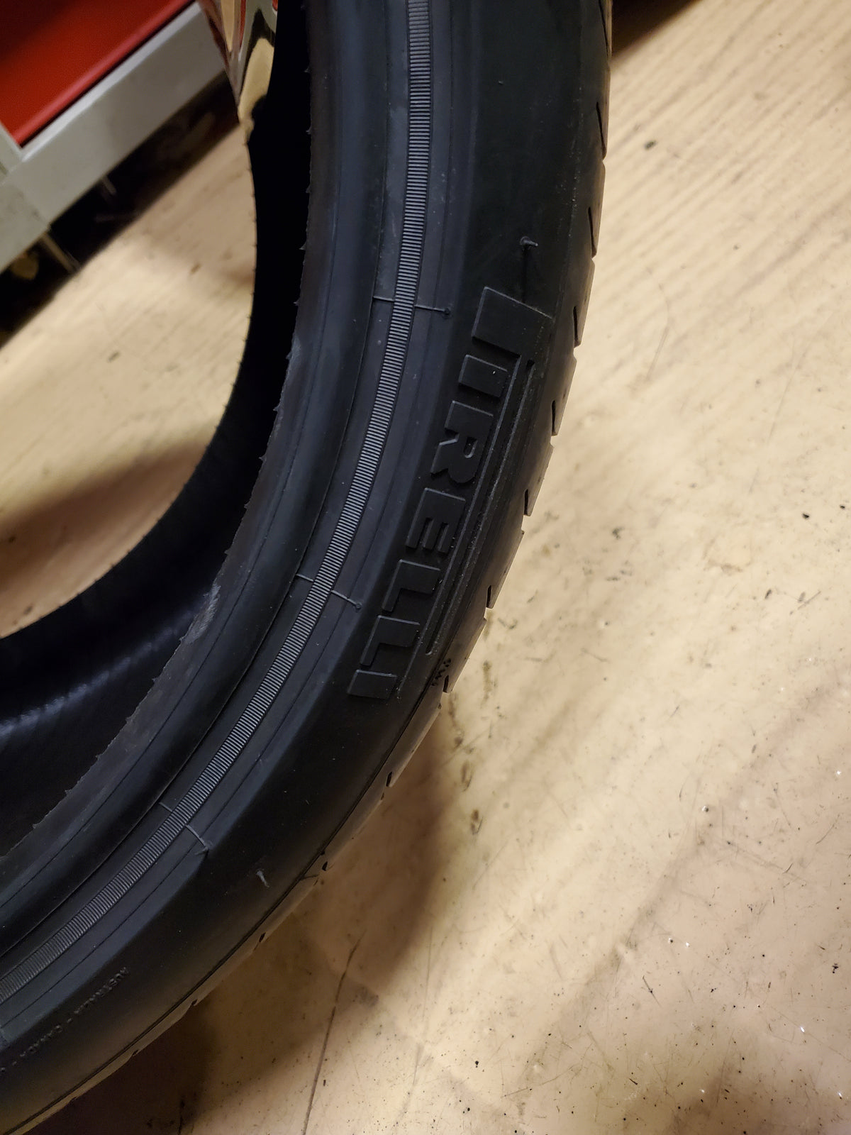 NOS PIRELLI P ZERO (L) LAMBORGHINI  P 295 30 19 100Y XL SUMMER TIRE 1920800