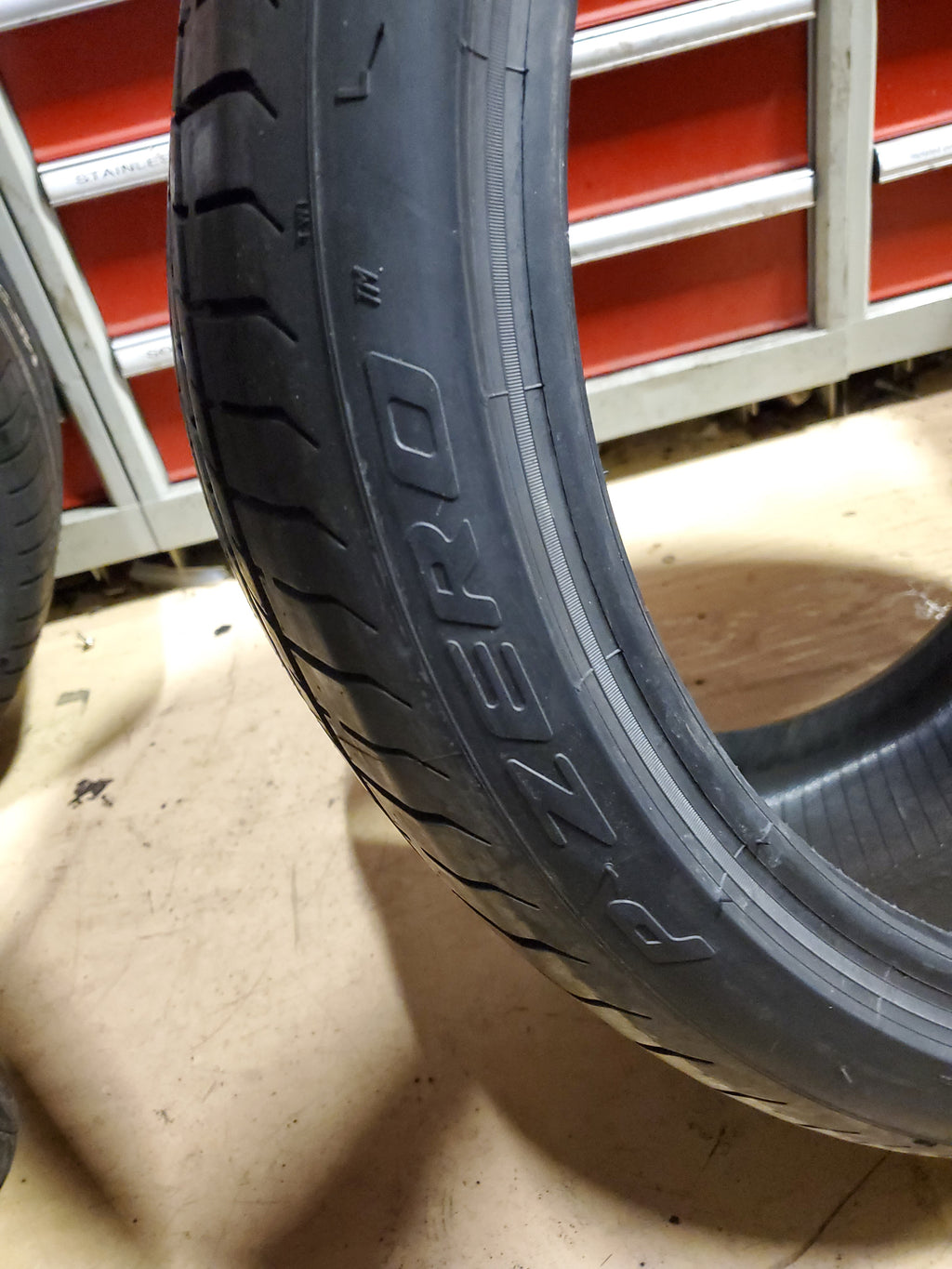 NOS PIRELLI P ZERO (L) LAMBORGHINI  P 295 30 19 100Y XL SUMMER TIRE 1920800