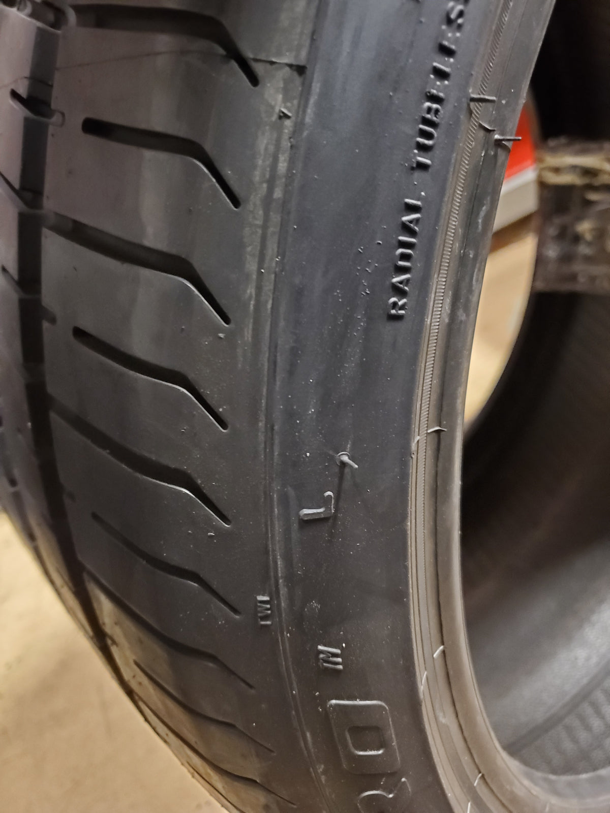 NOS PIRELLI P ZERO (L) LAMBORGHINI  P 295 30 19 100Y XL SUMMER TIRE 1920800