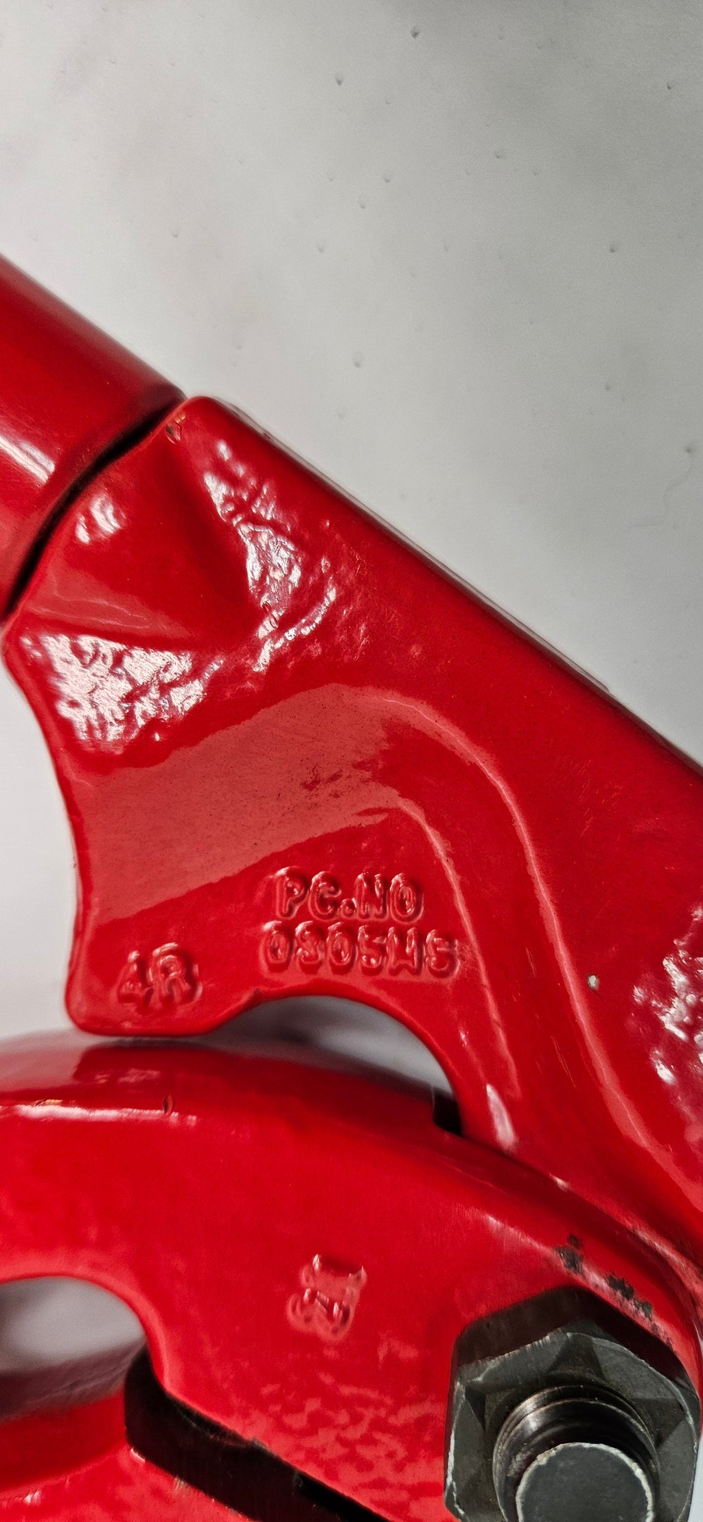 CRESCENT HK PORTER CUTTER 36 IN. INDUSTRIAL GRADE CENTER CUT 0390MC
