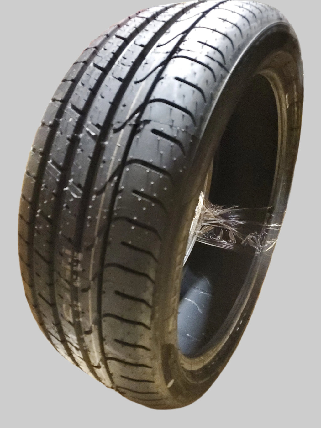 PIRELLI  P ZERO (*) BMW (RSC) RUNFLAT  BSW P  225 40 19 89Y ALL SEASON TIRE 1990700