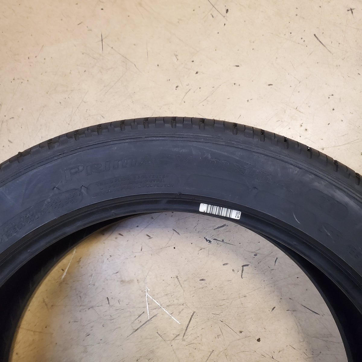 MICHELIN PRIMACY MXM4 (T1) FOAM BSW P 235 45 18 98W ALL SEASON TIRE 07563