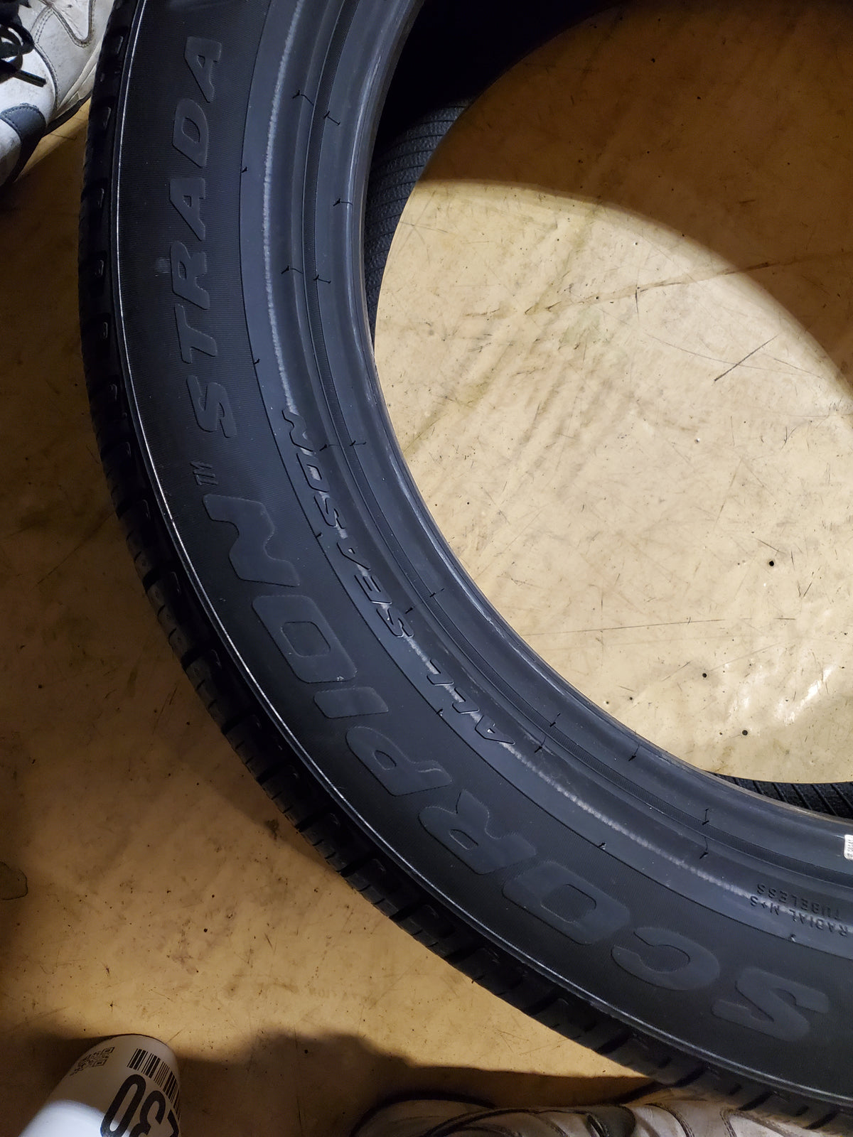 NOS BLEMISH PIRELLI SCORPION STRADA AS P 235 55 20 102H SL TIRE 2798800