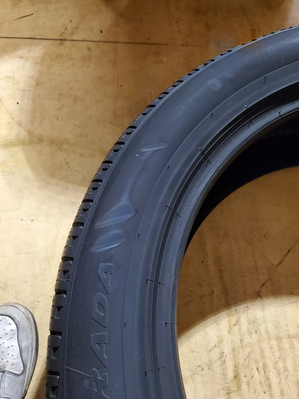 NOS BLEMISH PIRELLI SCORPION STRADA AS P 235 55 20 102H SL TIRE 2798800