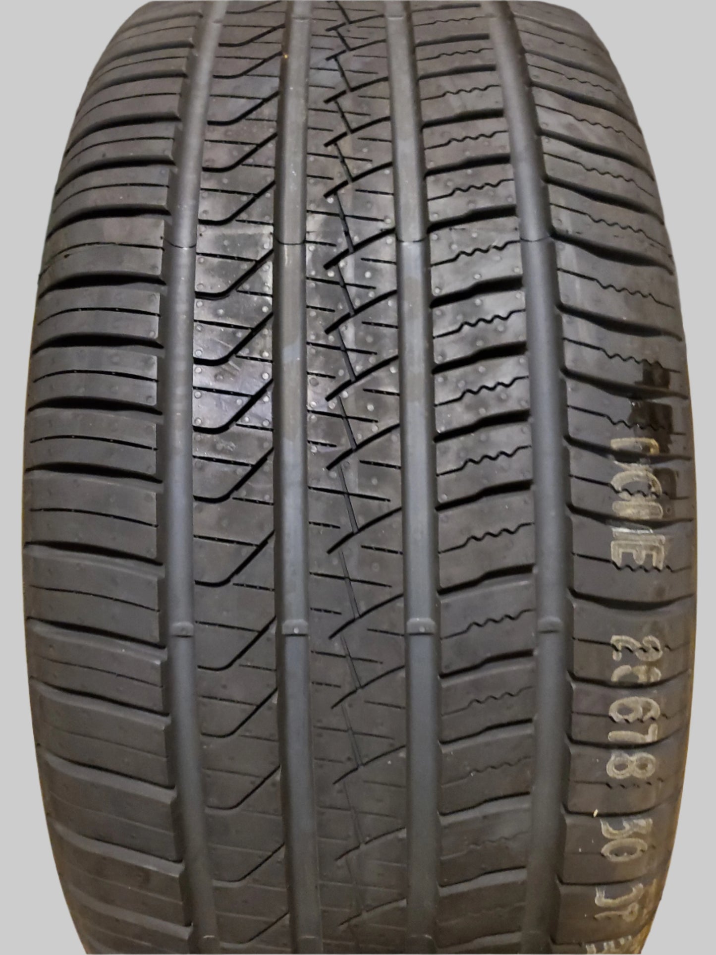 PIRELLI  SCORPION ZERO A/S PLUS  BSW P  265 40 22 106Y ALL SEASON TIRE 2567800