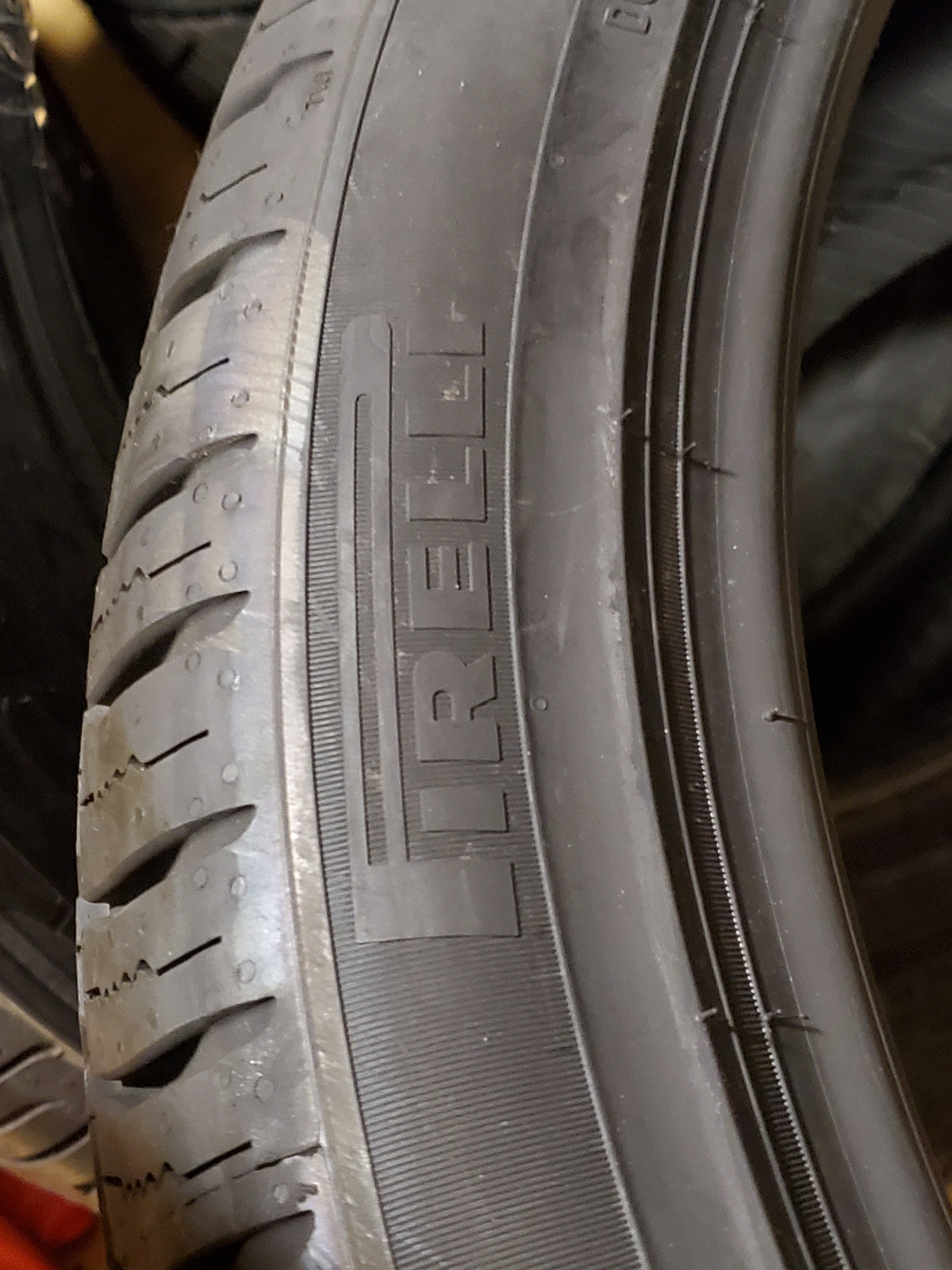 PIRELLI  SCORPION ZERO A/S PLUS  BSW P  265 40 22 106Y ALL SEASON TIRE 2567800