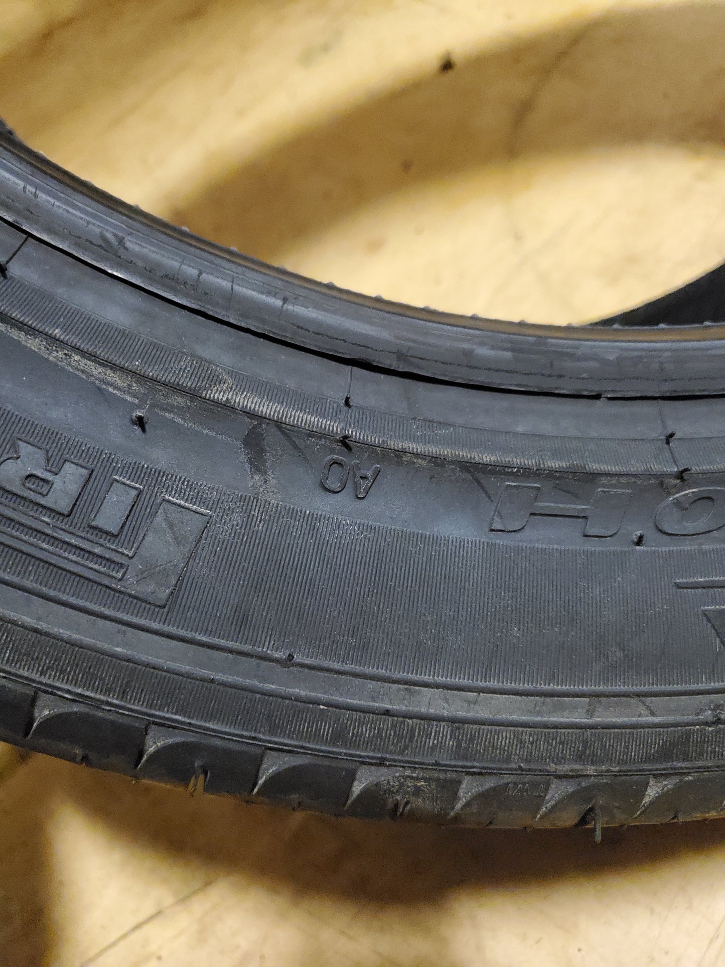NOS PIRELLI SCORPION ZERO (AO) AUDI P 275 45 20 110H XL ALL SEASON TIRE 1748200
