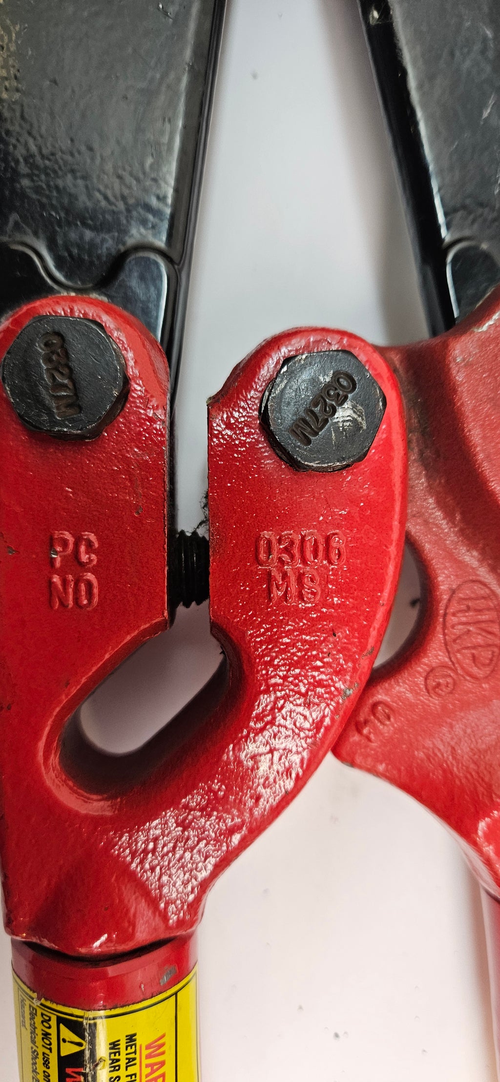 HK PORTER 36 IN. INDUSTRIAL GRADE BOLT CUTTER NO.3 0306MS