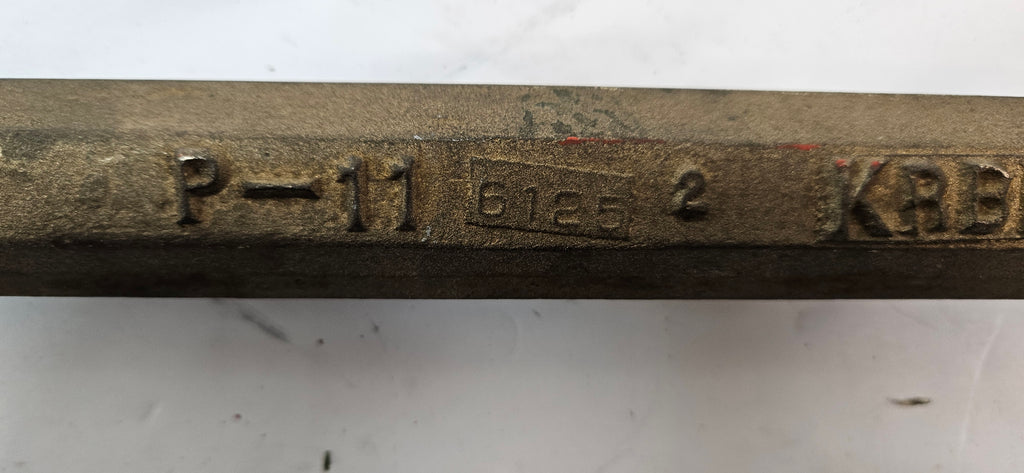 AMPCO P-11 60 IN. OAL PRY BAR NON-SPARKING NON-MAGNETIC CORROSION RESISTANT (ITEM B)