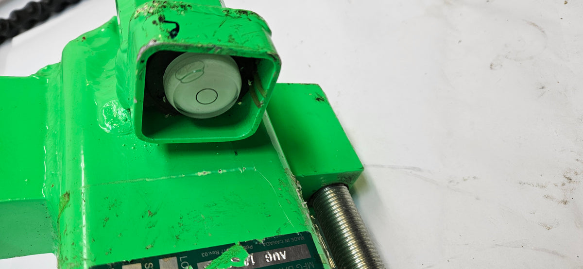 DBI SALA ADVANCED CONFINED SPACE PORTABLE FALL ARREST POST 8516840