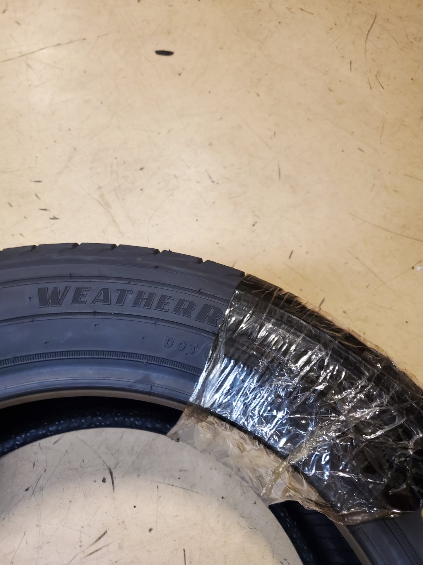 GOODYEAR ASSURANCE WEATHERREADY P 215 55 16 97H XL ALL WEATHER TIRE 767507537