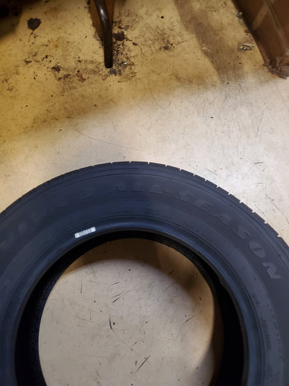 GOODYEAR VIVA 3 A/S BSW P 215 65 16 98T ALL SEASON TIRE 747016378