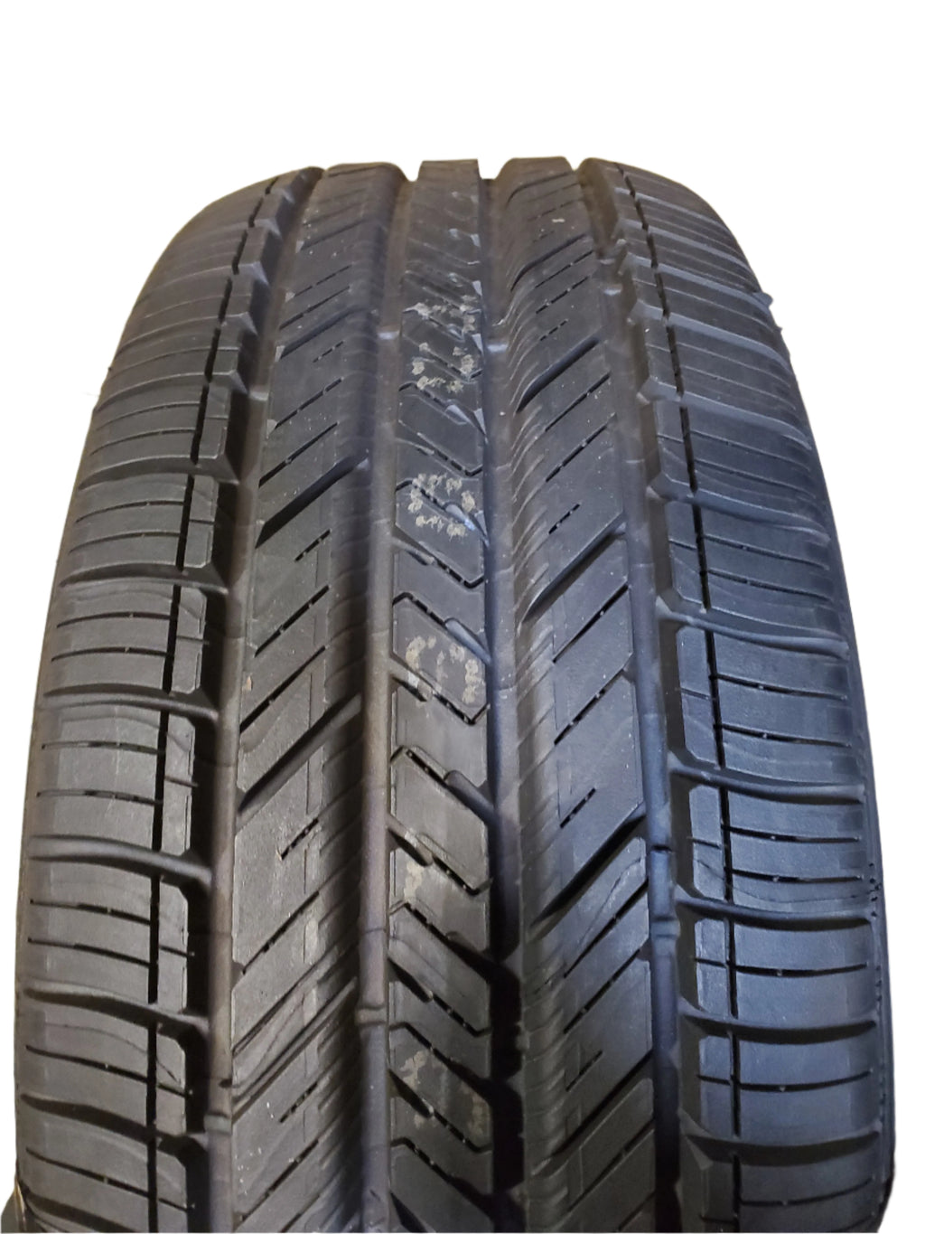 NOS GOODYEAR ASSURANCE FUEL MAX BSW P 225 50 17 94V ALL SEASON TIRE 738372571
