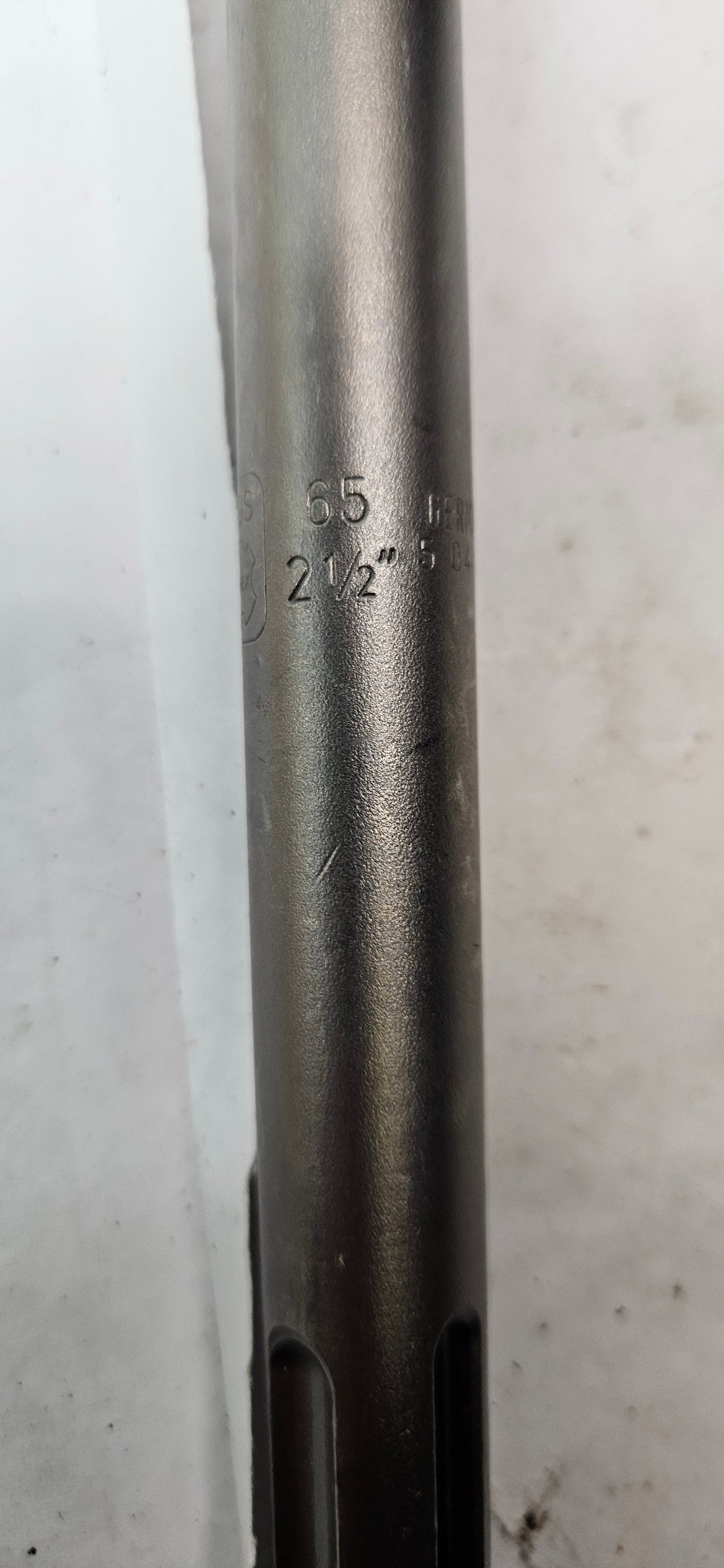 HITACHI 724956M 2-1/2" X 22" SDS MAX THRU-HOLE CORE BIT