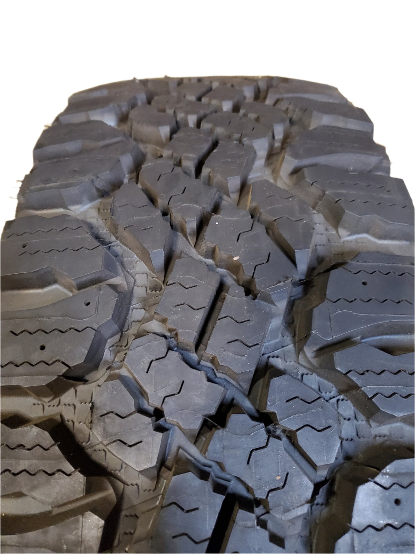 GOODYEAR WRANGLER DURATRAC BSW LT 275 65 18 123/120Q TIRE 10 PLY 312011142