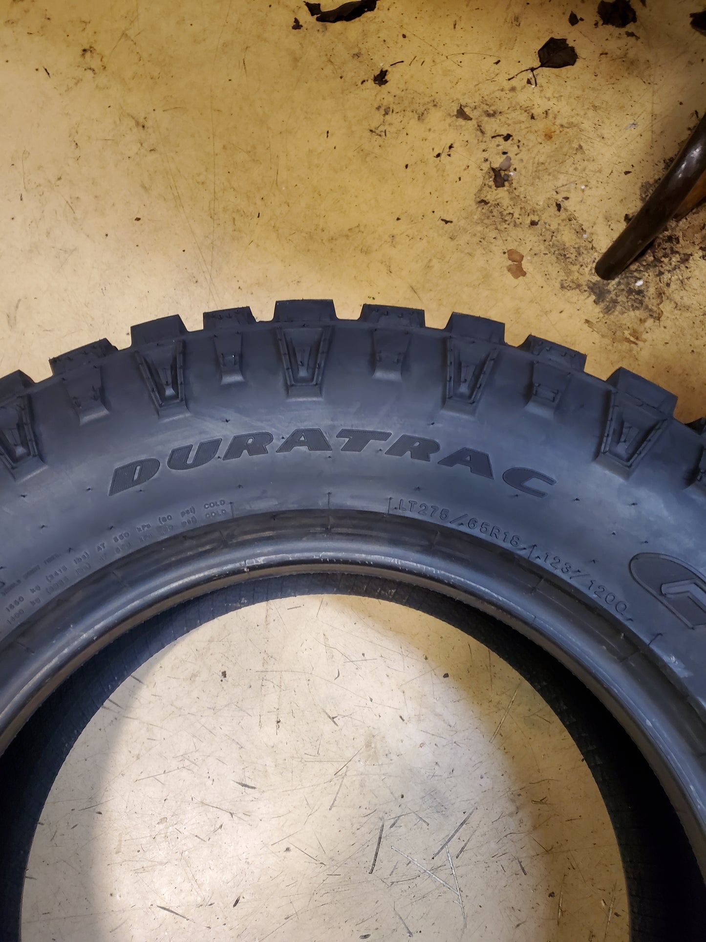 GOODYEAR WRANGLER DURATRAC BSW LT 275 65 18 123/120Q TIRE 10 PLY 312011142