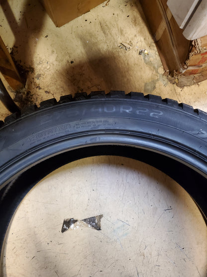 NOKIAN HAKKAPELIITTA 10 SUV STUDDED BSW P 275 40 22 107T XL WINTER TIRE TS32805
