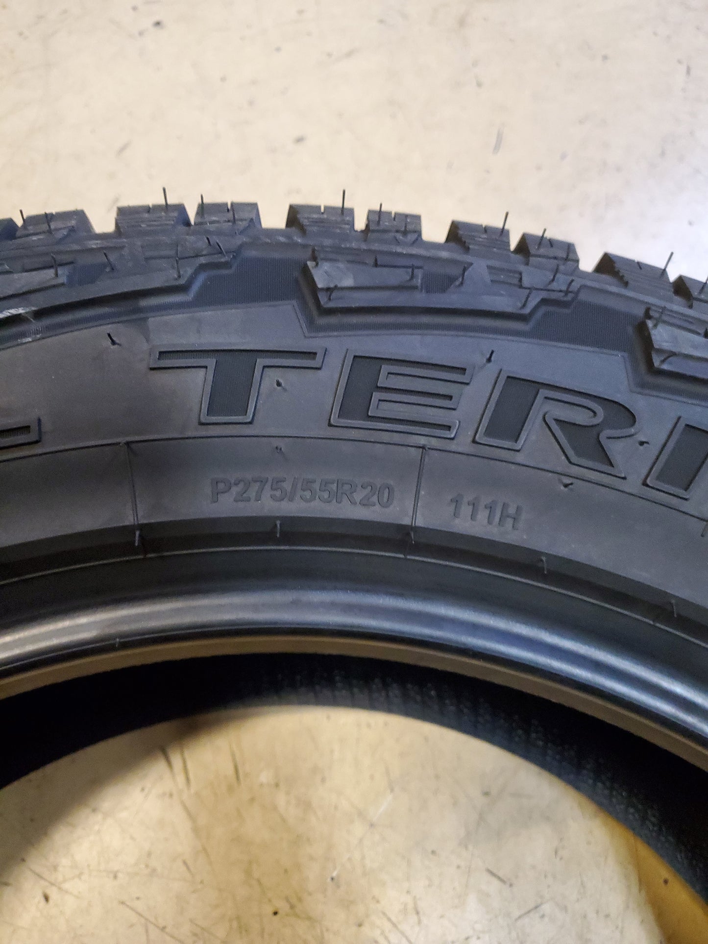 DEXTERO ALL TERRAIN DAT1 BSW P 275 55 20 111H TERRAIN TIRE 100UAY608