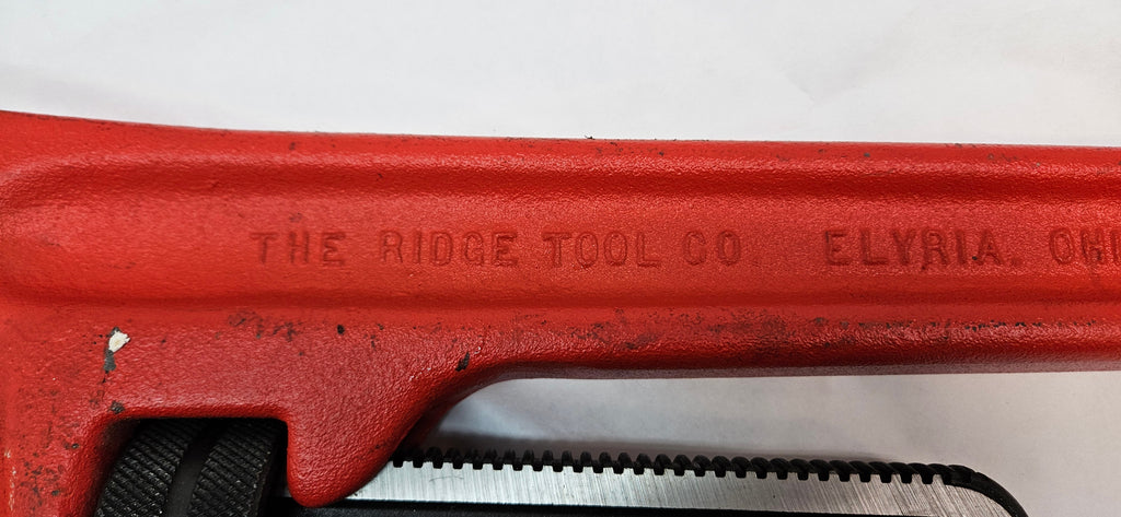RIDGID 31040 48" HEAVY-DUTY STRAIGHT PIPE WRENCH, 6" PIPE CAPACITY, RED