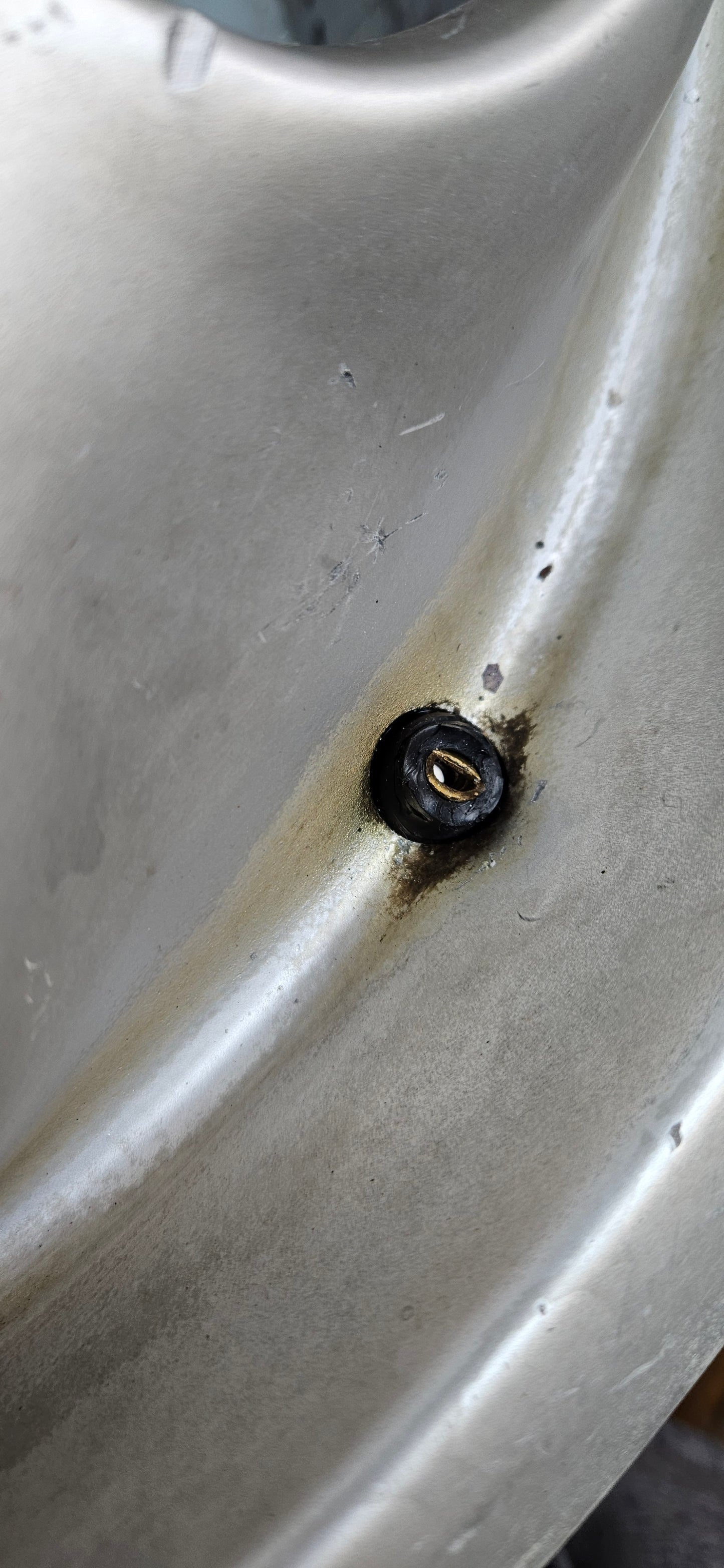 USED PAIR PORSCHE 944 95136211601 H 67206 TURBO LATE OFFSET WHEELS 16X8 ET 52.3