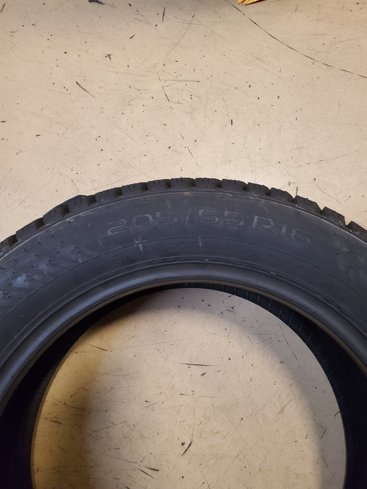 NOKIAN HAKKAPELITTA 10 STUDDED BSW P 205 55 16 91T WINTER TIRE TS32759